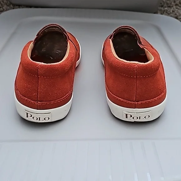 Shoe - Picture 2 of 4